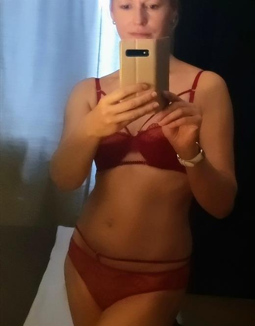 Escort modell Lavli, Wiesbaden - 6528