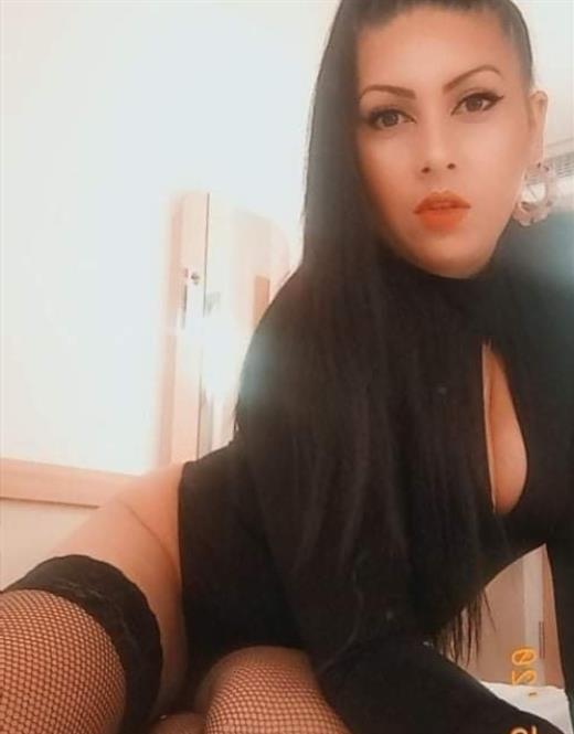 Surija, escort in Köln - 4040